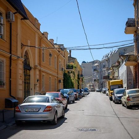 City Centre Apartment Odessa Zewnętrze zdjęcie